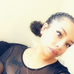 Meet your Posher, Erika